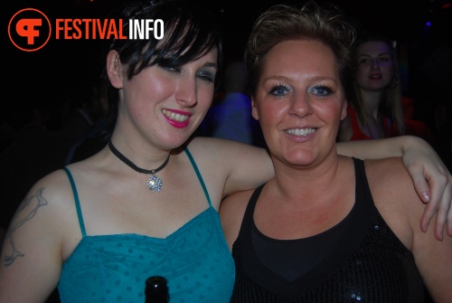 Sfeerfoto Neon Glitter Kerstbal - 24/12 - Effenaar