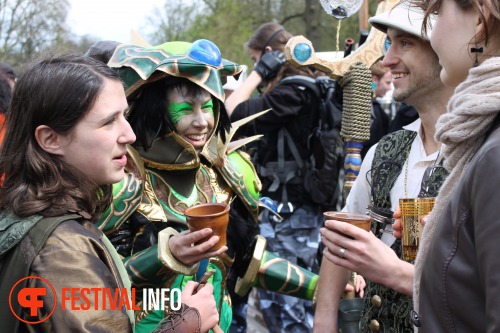 Sfeerfoto Elf Fantasy Fair Haarzuilens - zaterdag 21 april 2012
