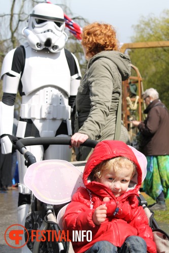 Sfeerfoto Elf Fantasy Fair Haarzuilens - zaterdag 21 april 2012
