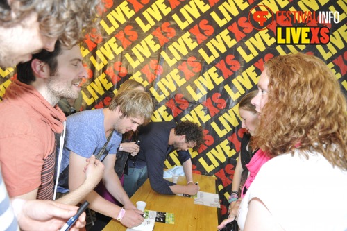 Sfeerfoto Pinkpop 2013 - Signeersessies - dag 1