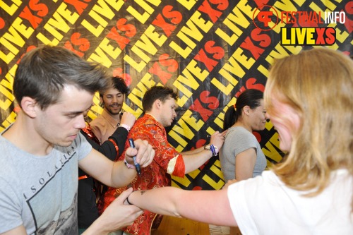 Sfeerfoto Pinkpop 2013 - Signeersessies - dag 1