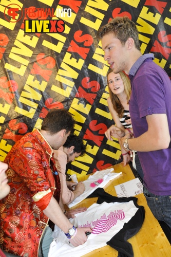 Sfeerfoto Pinkpop 2013 - Signeersessies - dag 1