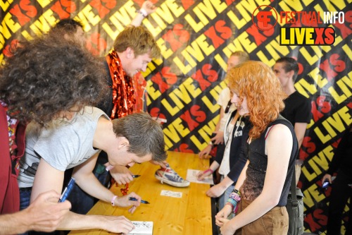 Sfeerfoto Pinkpop 2013 - Signeersessies - dag 1