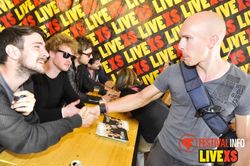 Sfeerfoto Pinkpop 2013 - Signeersessies - dag 1
