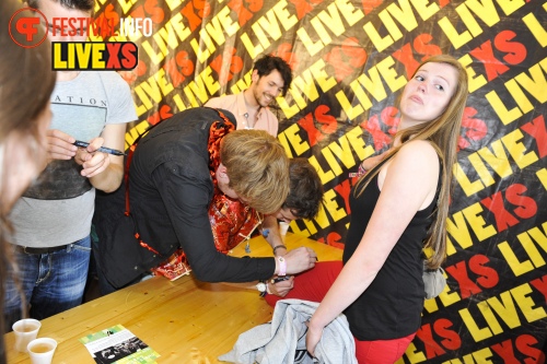 Sfeerfoto Pinkpop 2013 - Signeersessies - dag 1