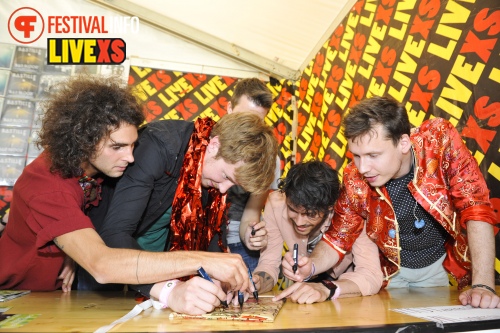 Sfeerfoto Pinkpop 2013 - Signeersessies - dag 1
