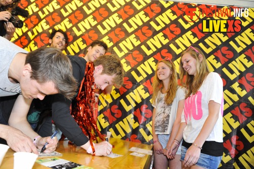 Sfeerfoto Pinkpop 2013 - Signeersessies - dag 1