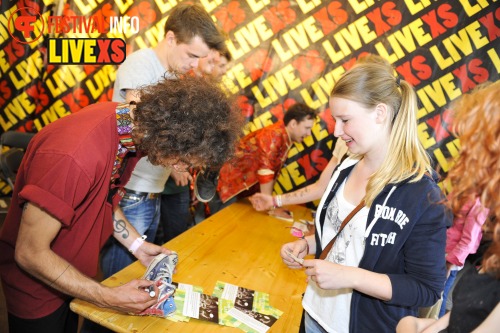 Sfeerfoto Pinkpop 2013 - Signeersessies - dag 1