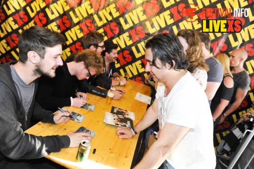 Sfeerfoto Pinkpop 2013 - Signeersessies - dag 1