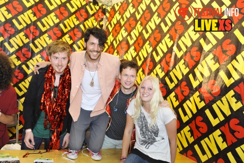 Sfeerfoto Pinkpop 2013 - Signeersessies - dag 1