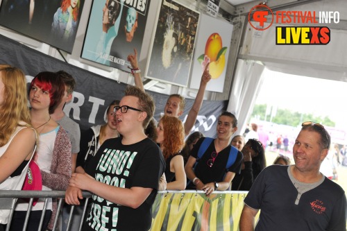 Sfeerfoto Pinkpop 2013 - Signeersessies - dag 1