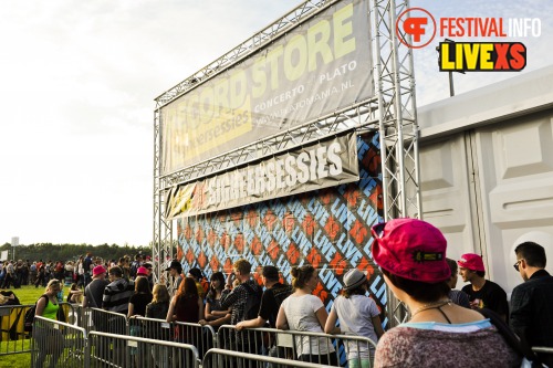 Sfeerfoto Pinkpop 2013 - Signeersessies - dag 1