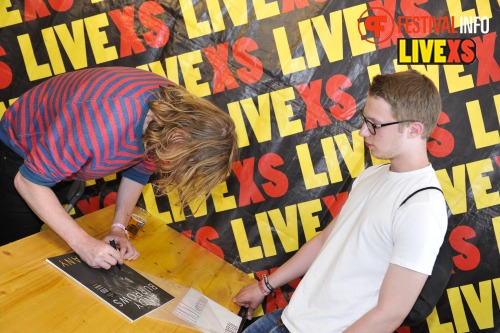 Sfeerfoto Pinkpop 2013 - Signeersessies - dag 1
