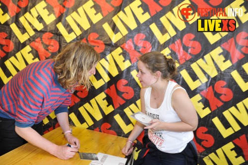 Sfeerfoto Pinkpop 2013 - Signeersessies - dag 1