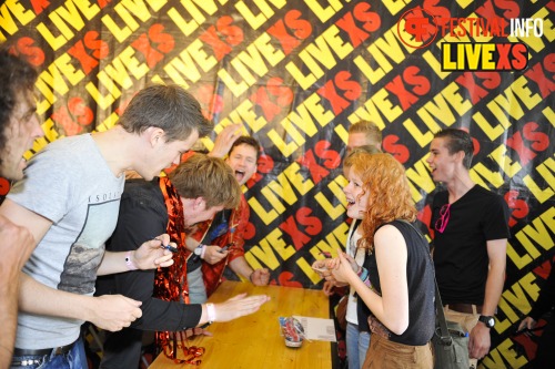 Sfeerfoto Pinkpop 2013 - Signeersessies - dag 1