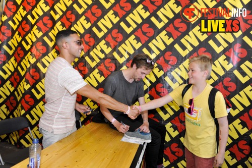 Sfeerfoto Pinkpop 2013 - Signeersessies - dag 2