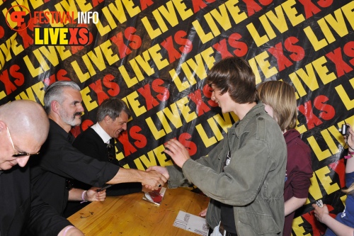 Sfeerfoto Pinkpop 2013 - Signeersessies - dag 3