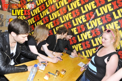 Sfeerfoto Pinkpop 2013 - Signeersessies - dag 3