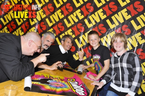 Sfeerfoto Pinkpop 2013 - Signeersessies - dag 3