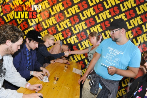 Sfeerfoto Pinkpop 2013 - Signeersessies - dag 3