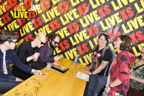 Sfeerfoto Pinkpop 2013 - Signeersessies - dag 3