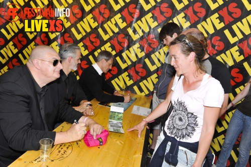 Sfeerfoto Pinkpop 2013 - Signeersessies - dag 3