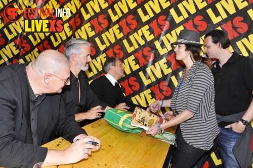 Sfeerfoto Pinkpop 2013 - Signeersessies - dag 3