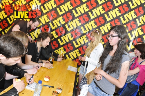 Sfeerfoto Pinkpop 2013 - Signeersessies - dag 3