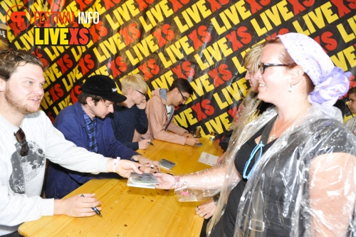 Sfeerfoto Pinkpop 2013 - Signeersessies - dag 3