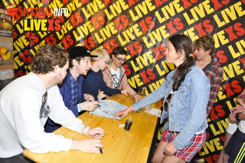 Sfeerfoto Pinkpop 2013 - Signeersessies - dag 3