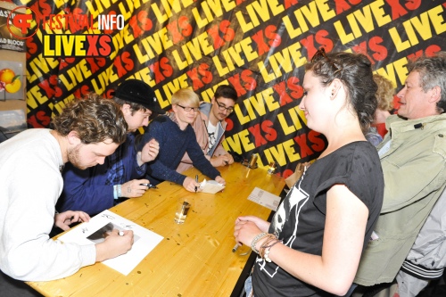 Sfeerfoto Pinkpop 2013 - Signeersessies - dag 3