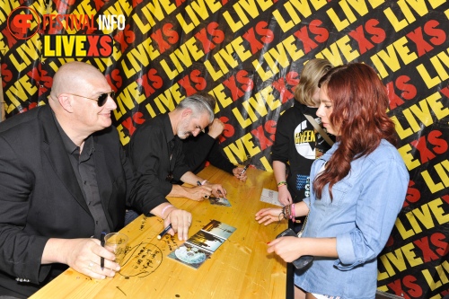 Sfeerfoto Pinkpop 2013 - Signeersessies - dag 3