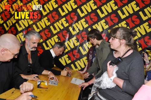 Sfeerfoto Pinkpop 2013 - Signeersessies - dag 3