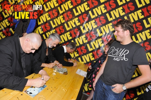 Sfeerfoto Pinkpop 2013 - Signeersessies - dag 3