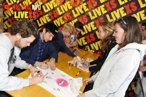 Sfeerfoto Pinkpop 2013 - Signeersessies - dag 3