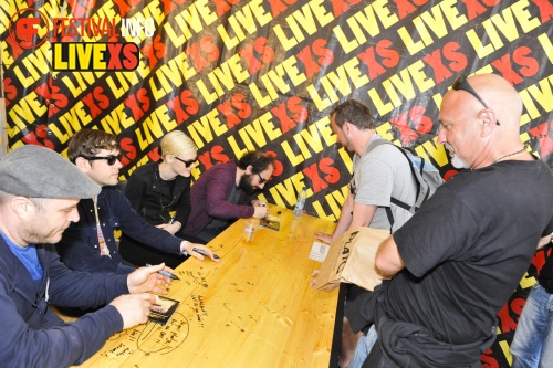 Sfeerfoto Pinkpop 2013 - Signeersessies - dag 3