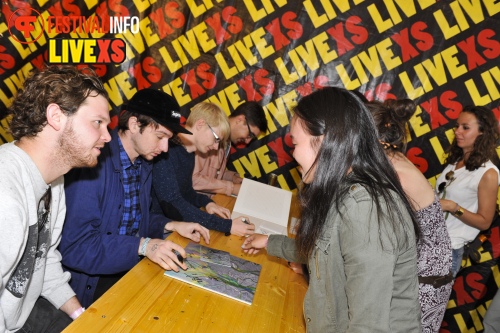 Sfeerfoto Pinkpop 2013 - Signeersessies - dag 3