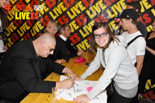 Sfeerfoto Pinkpop 2013 - Signeersessies - dag 3