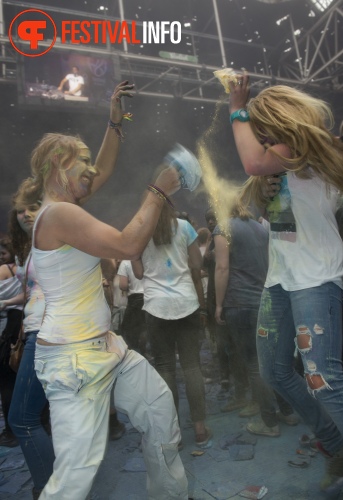 Sfeerfoto Holi Festival Of Colours Amsterdam 2013