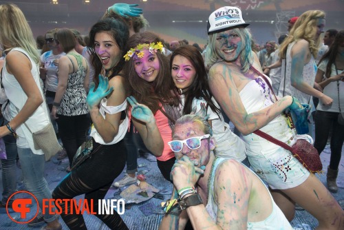 Sfeerfoto Holi Festival Of Colours Amsterdam 2013