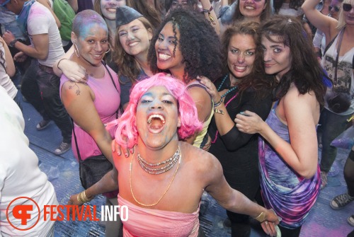 Sfeerfoto Holi Festival Of Colours Amsterdam 2013