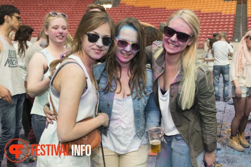 Sfeerfoto Holi Festival Of Colours Amsterdam 2013