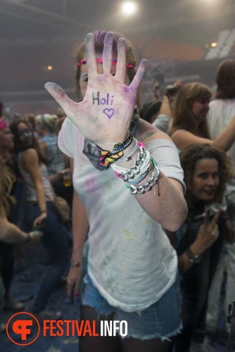 Sfeerfoto Holi Festival Of Colours Amsterdam 2013