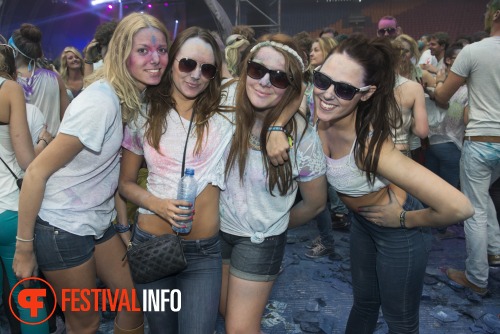 Sfeerfoto Holi Festival Of Colours Amsterdam 2013