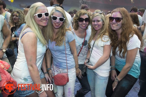 Sfeerfoto Holi Festival Of Colours Amsterdam 2013