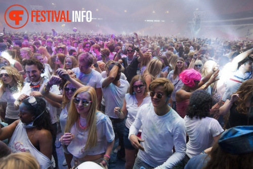 Sfeerfoto Holi Festival Of Colours Amsterdam 2013