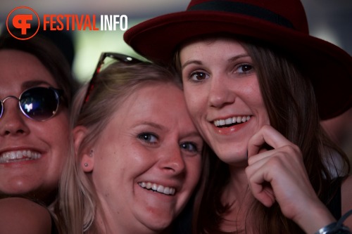 Sfeerfoto We Are Electric 2015