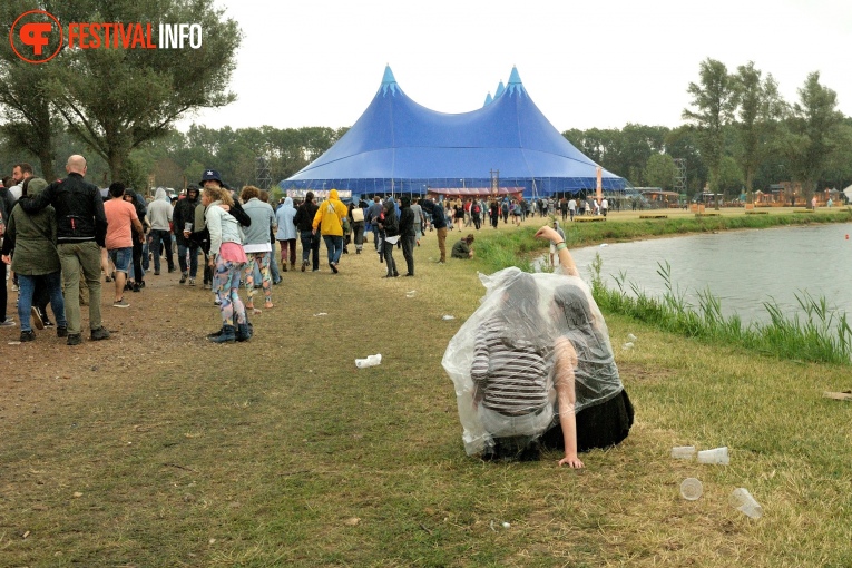 Sfeerfoto Down The Rabbit Hole 2017