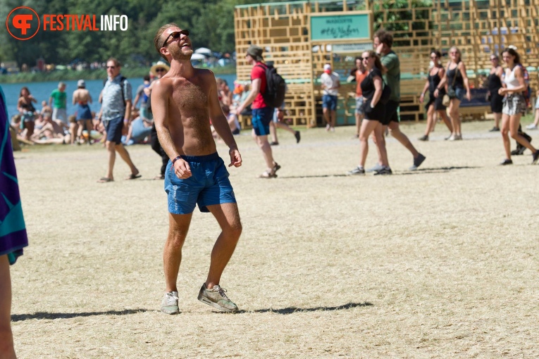 Sfeerfoto Down The Rabbit Hole 2018