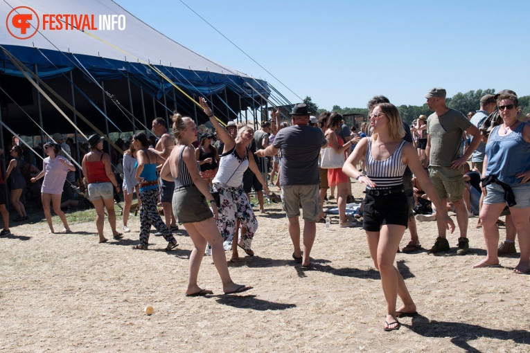 Sfeerfoto Down The Rabbit Hole 2018